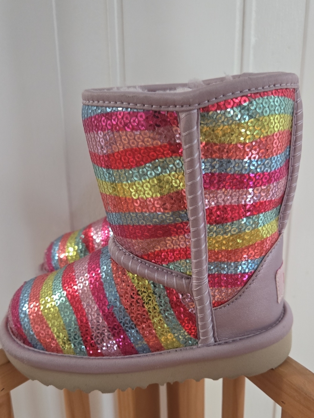 UGG Kids Sequin Rainbow Boots - Purple Trim